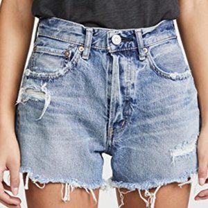 Moussy Vintage Chester Distressed jean shorts size 29